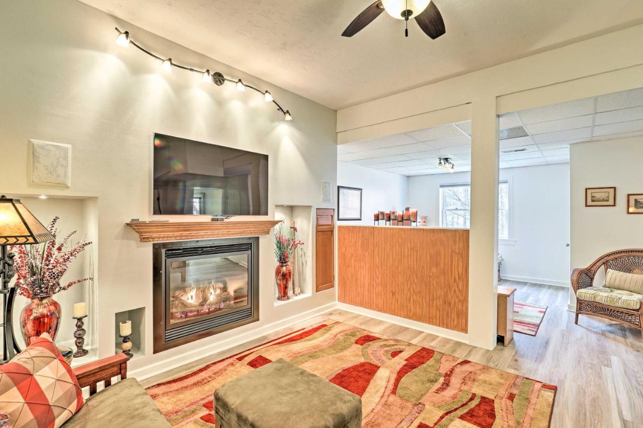Asheville Mountain Getaway With Patio And Koi Pond! Экстерьер фото