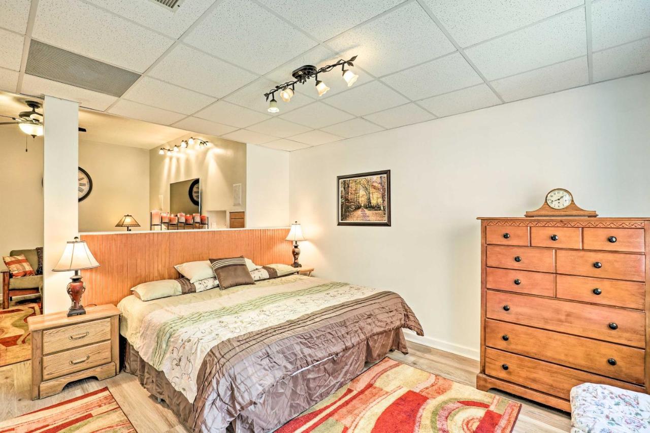 Asheville Mountain Getaway With Patio And Koi Pond! Экстерьер фото