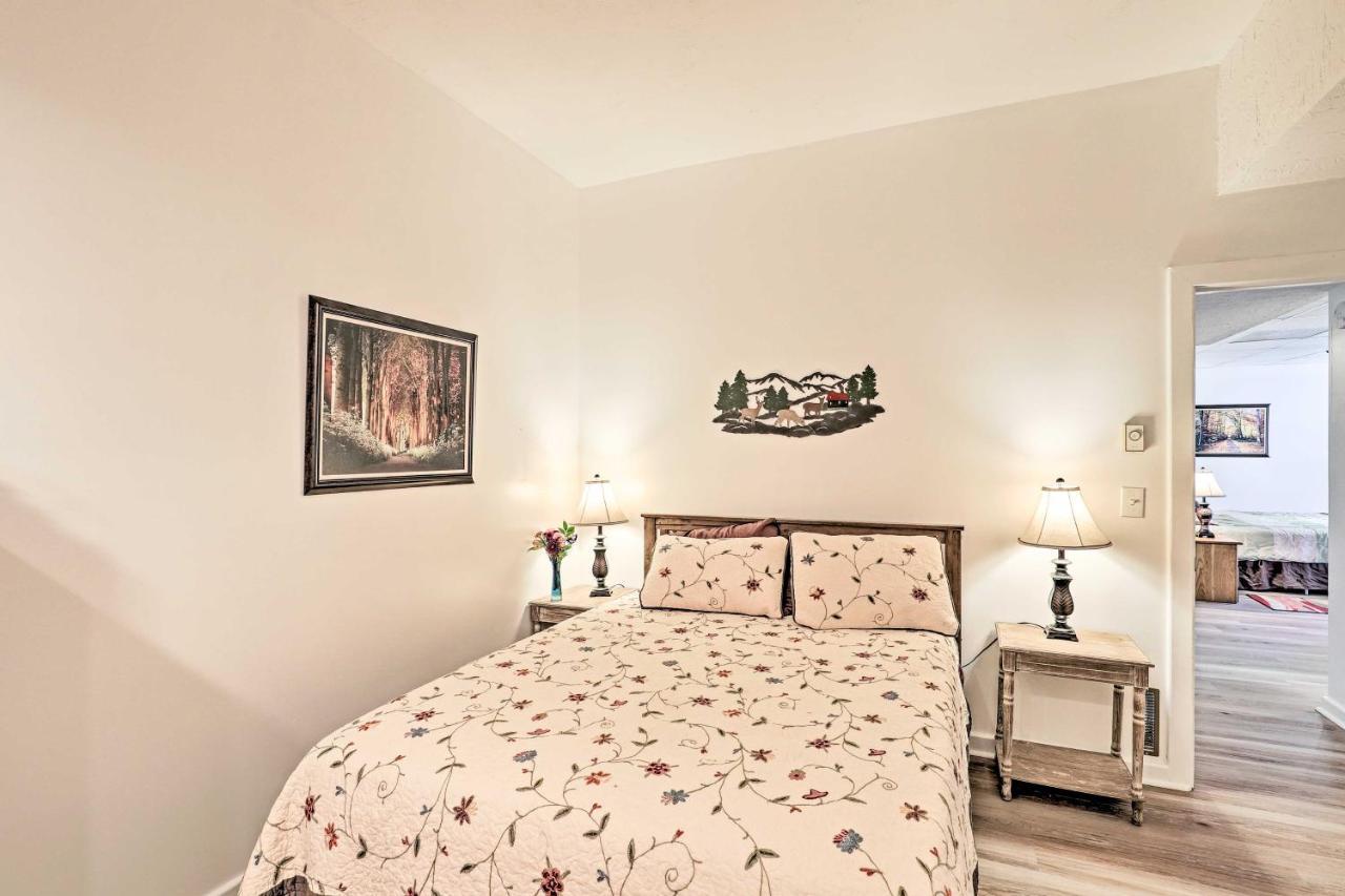 Asheville Mountain Getaway With Patio And Koi Pond! Экстерьер фото